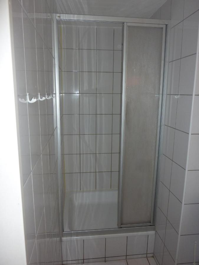 המבורג Buch-Ein-Bett Hostel מראה חיצוני תמונה