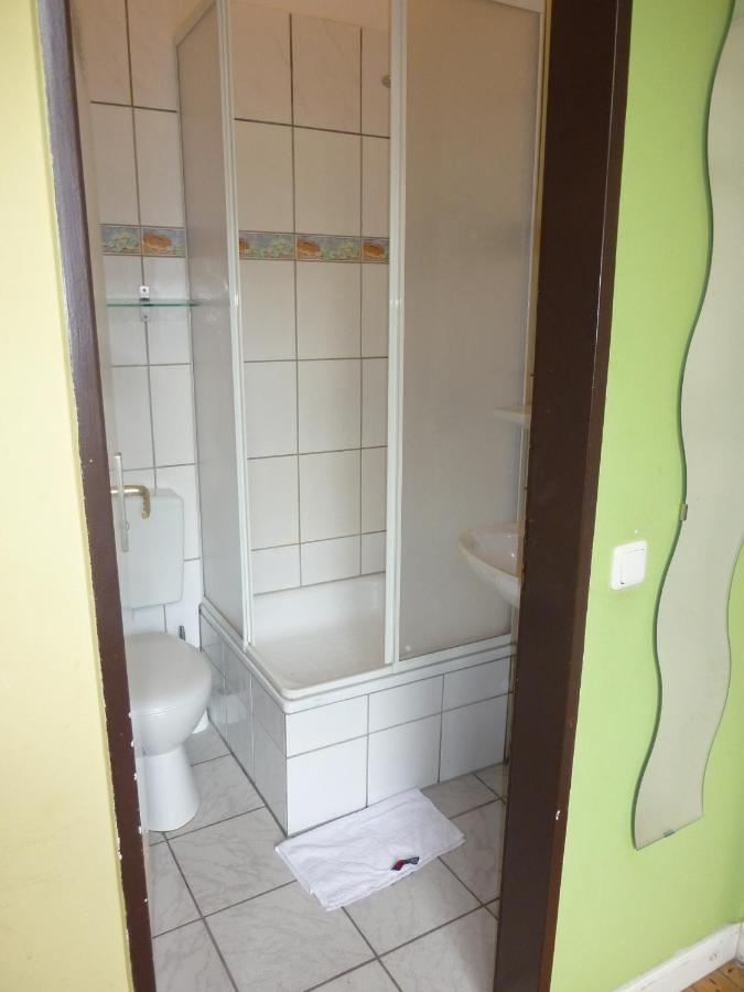 המבורג Buch-Ein-Bett Hostel מראה חיצוני תמונה