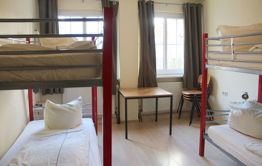 המבורג Buch-Ein-Bett Hostel מראה חיצוני תמונה