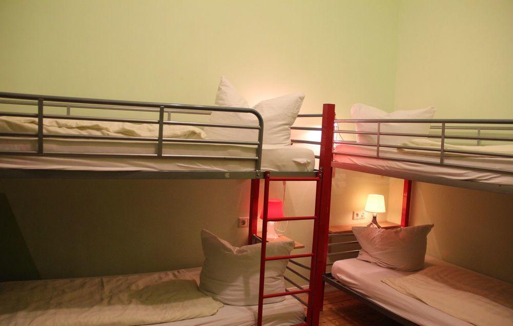 המבורג Buch-Ein-Bett Hostel מראה חיצוני תמונה
