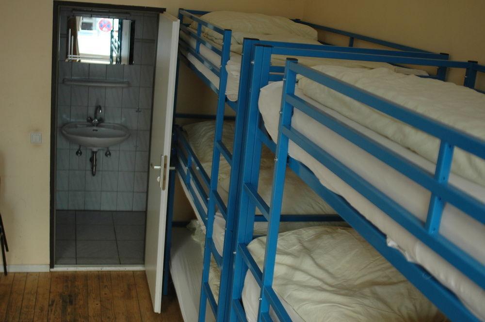 המבורג Buch-Ein-Bett Hostel מראה חיצוני תמונה